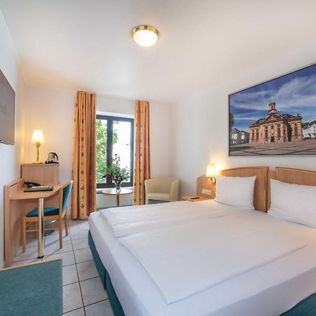 Uno Hotel Posthof סארלואי מראה חיצוני תמונה