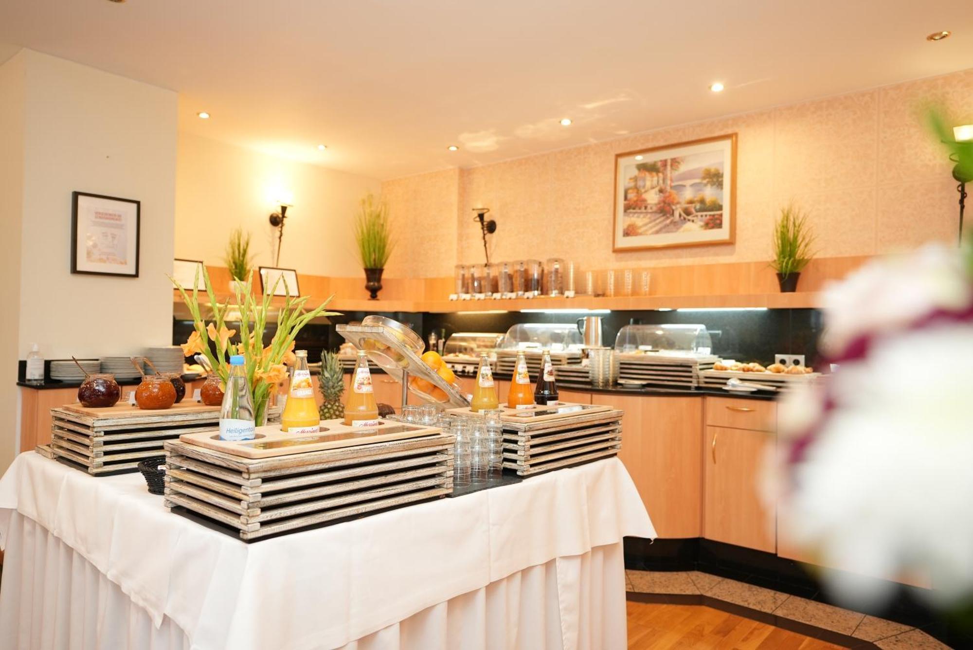 Uno Hotel Posthof סארלואי מראה חיצוני תמונה