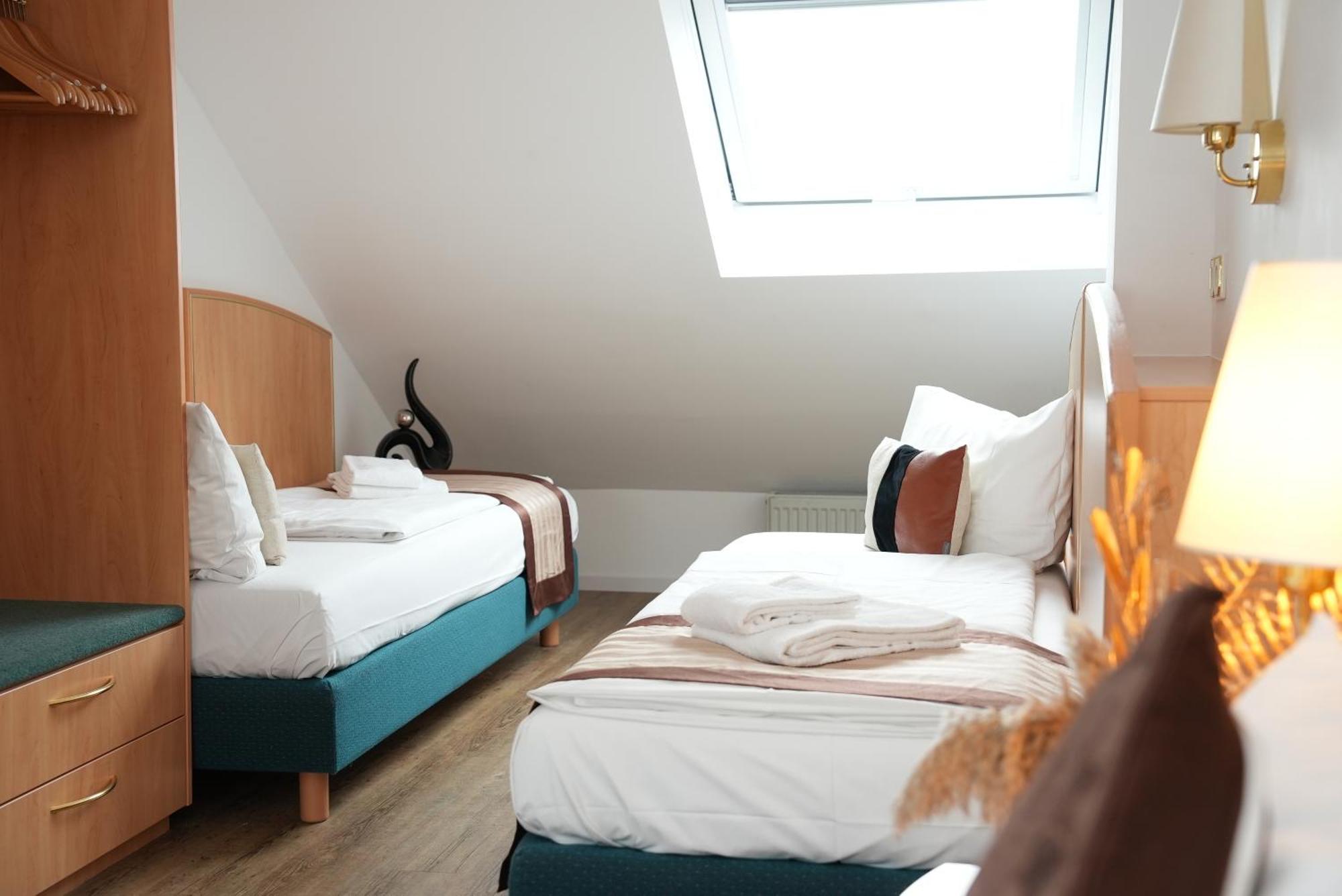 Uno Hotel Posthof סארלואי מראה חיצוני תמונה